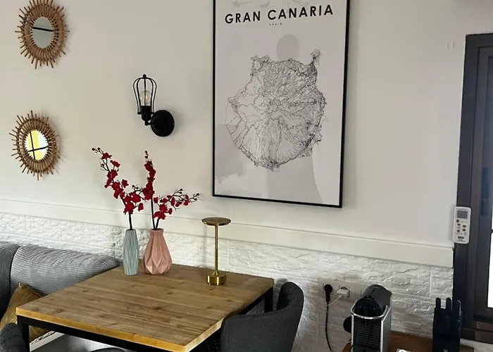 Near Yumbo * Playa del Inglés